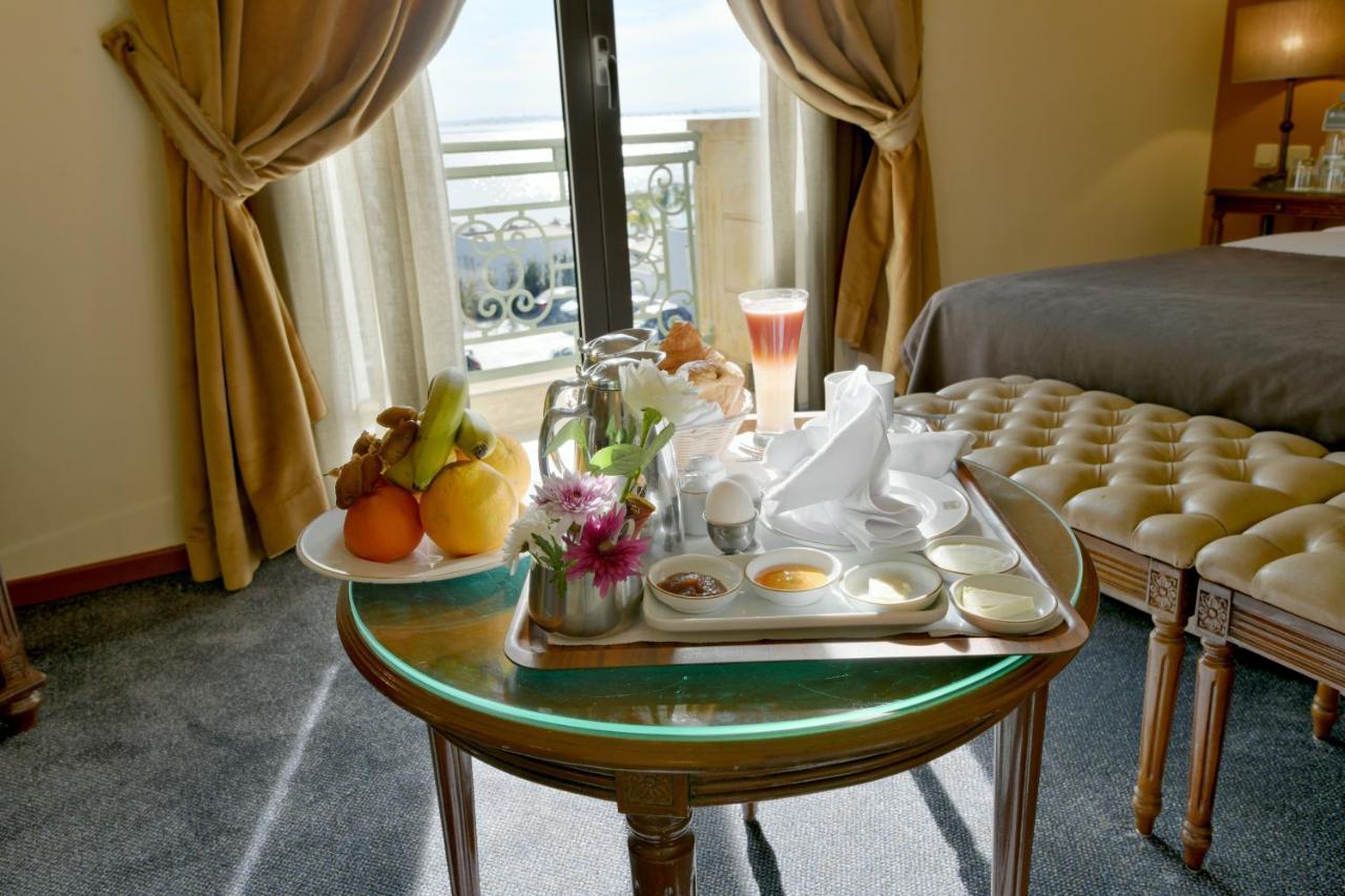 Acropole Hotel 4*