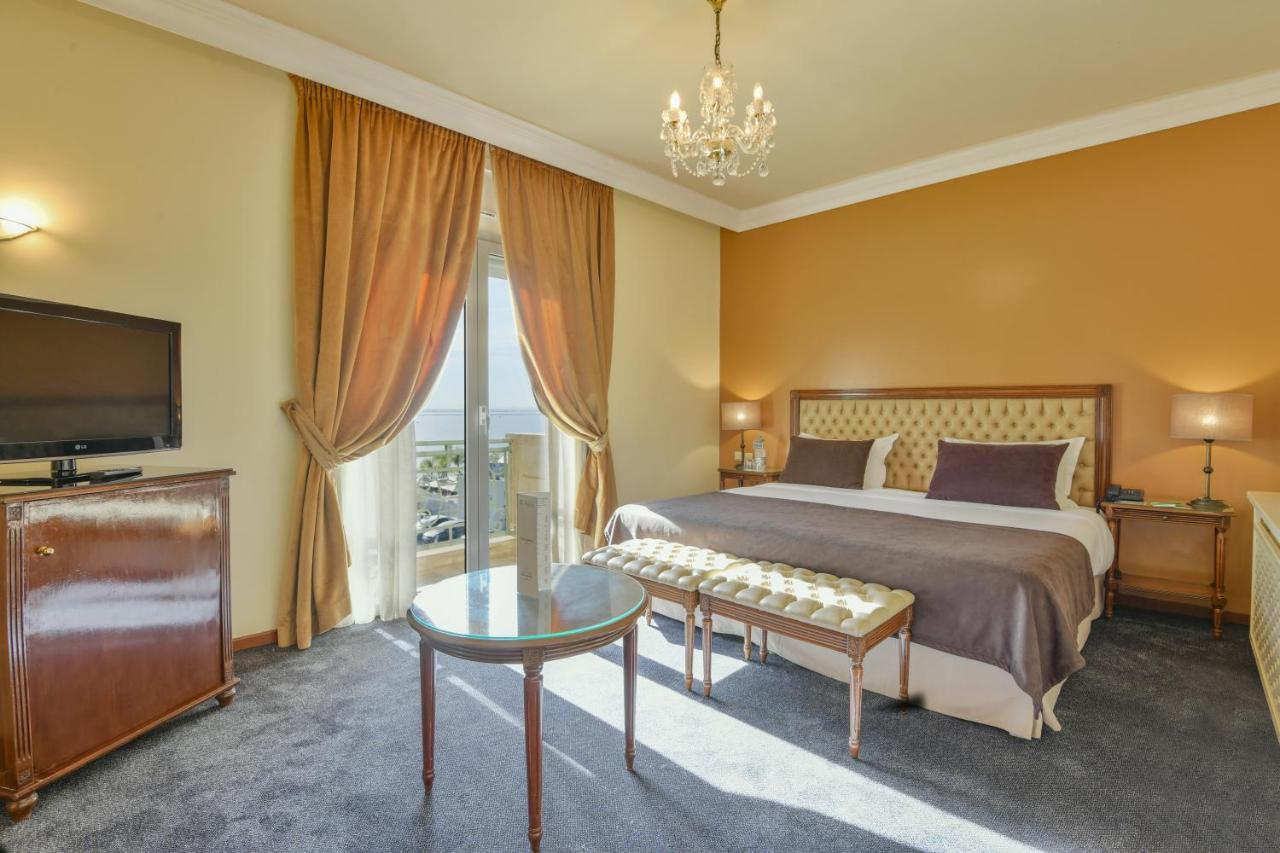 Acropole Hotel