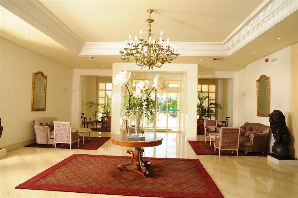 Acropole Hotel 4*
