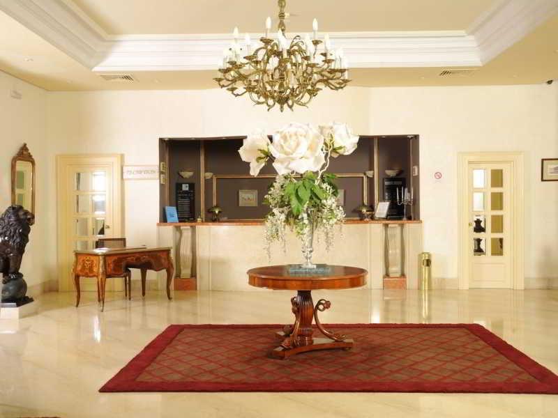 Acropole 4* Tunis