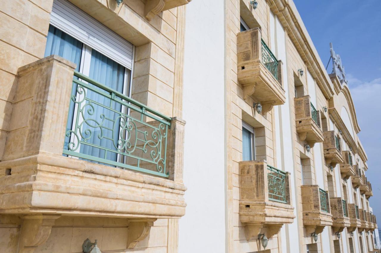 Hotel Acropole 4*