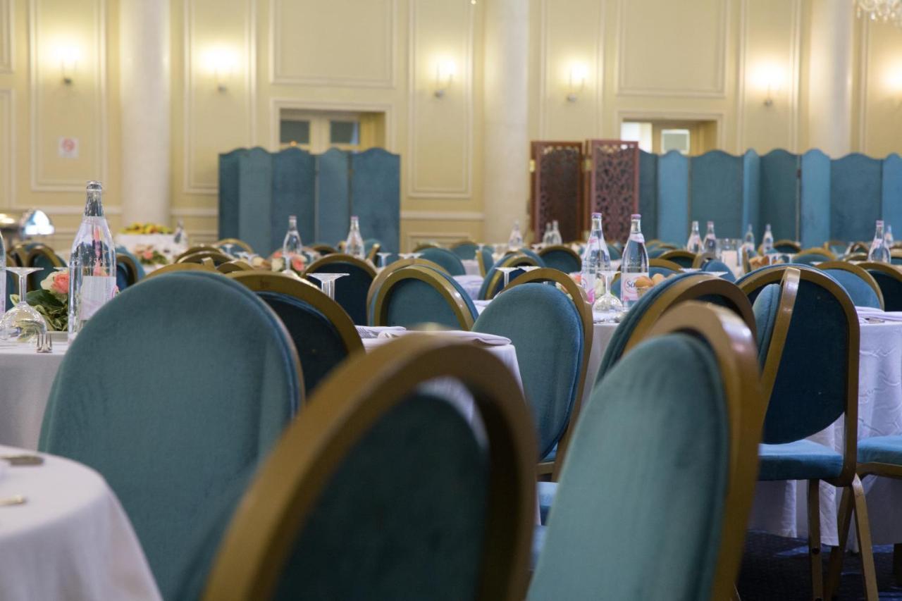 Acropole Hotel 4*